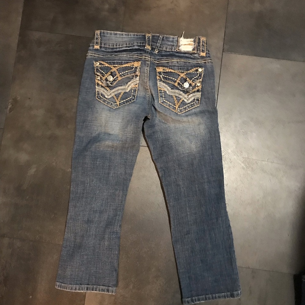 Capris - Picture 4 of 5